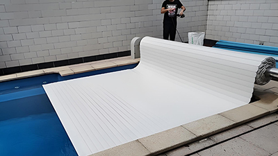 Cubierta eléctrica para piscinas